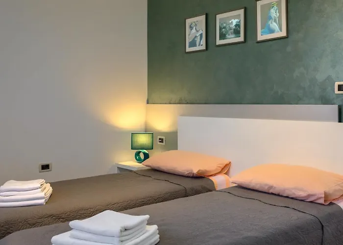 Rustic Inga With Pool And Grill In Villa Buje