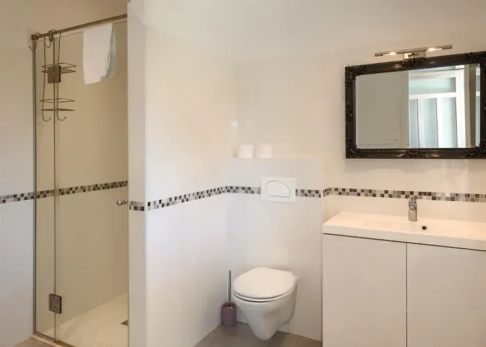 Rustic Inga With Pool And Grill In Buje