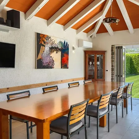 Villa Rustic Inga With Pool And Grill In