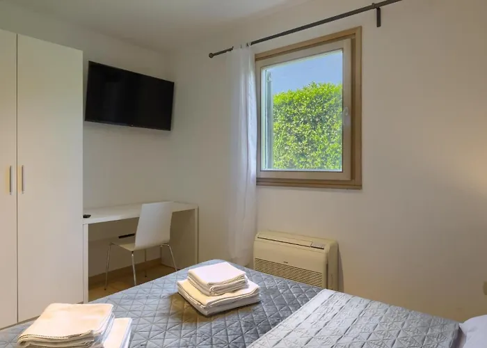 Rustic Inga With Pool And Grill In